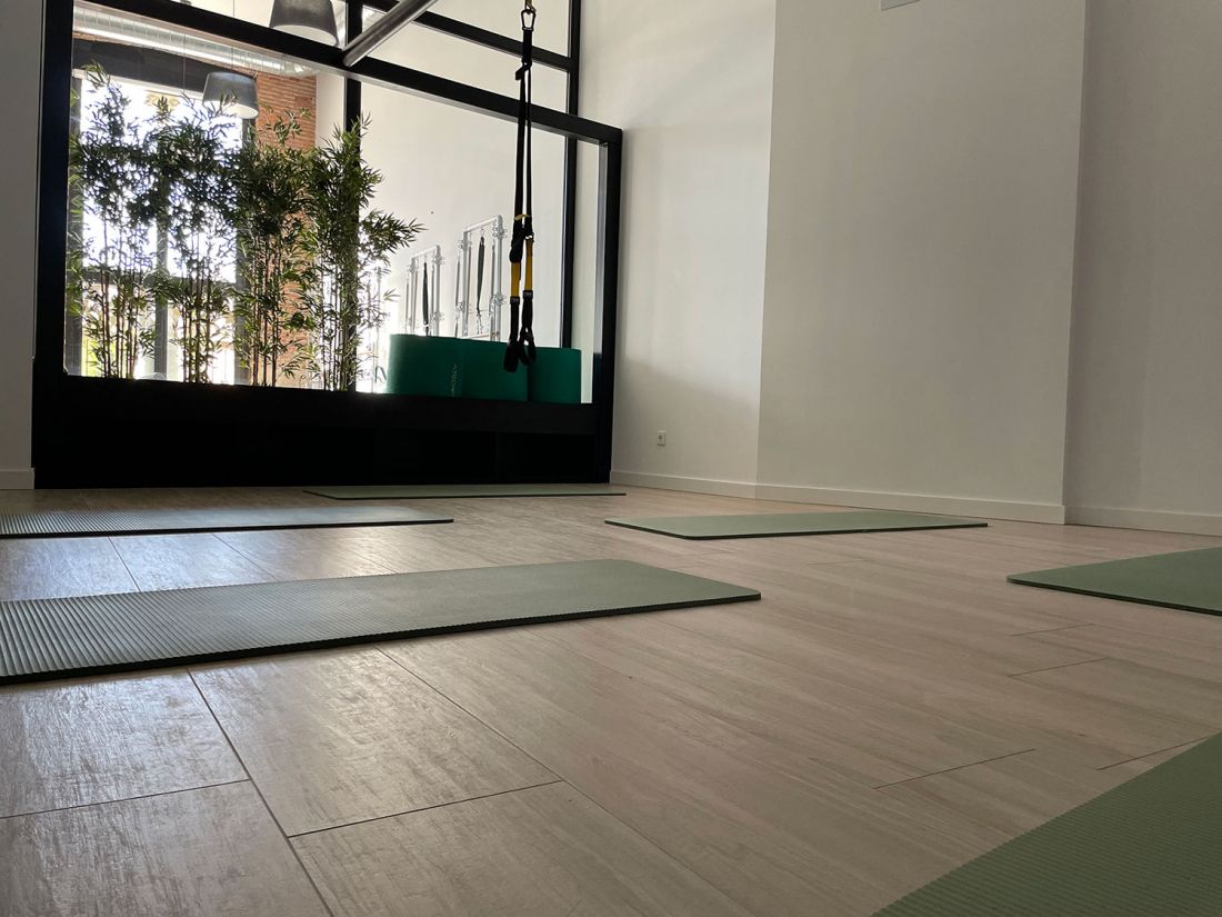 Espacio preparado para actividades dirigidas y ejercicios funcionales